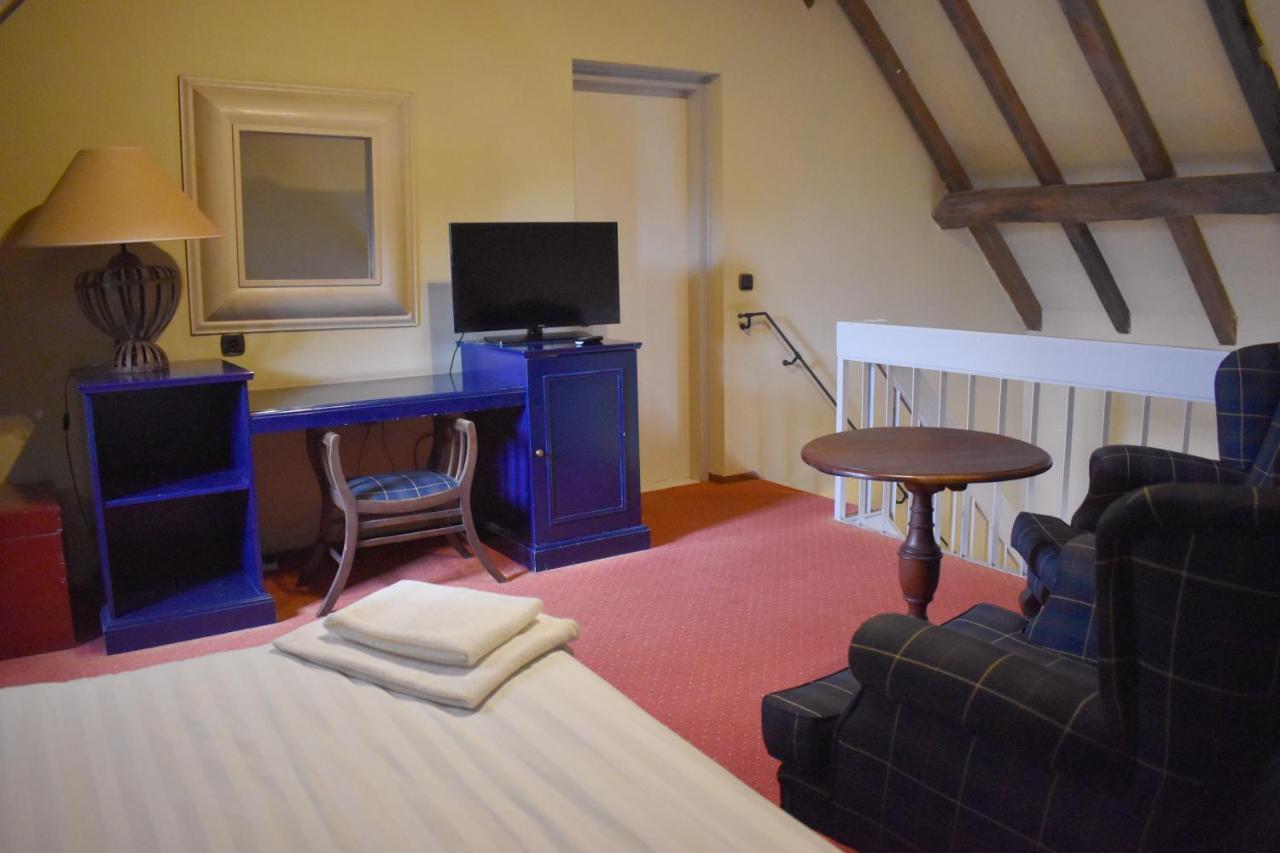 Hotel Fletcher Hotel-restaurant Kasteel Erenstein 4*