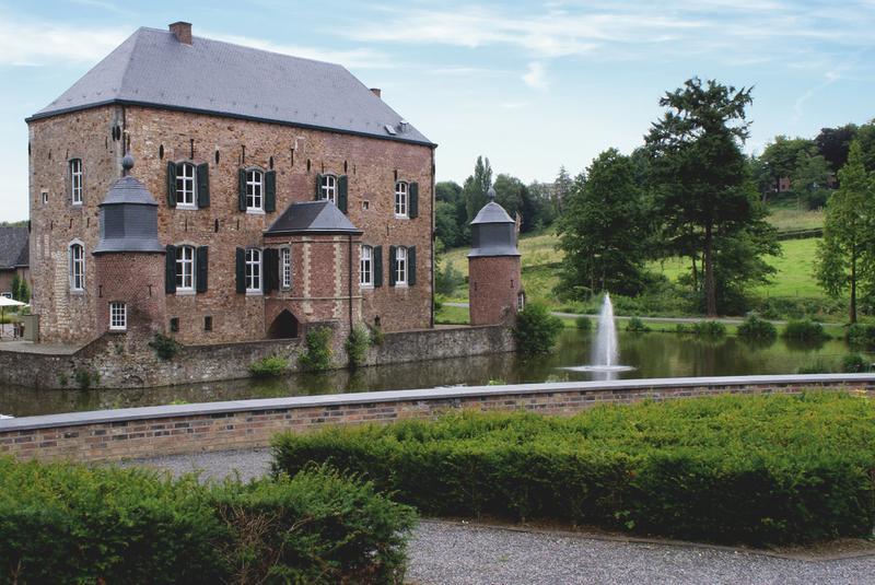 Hotel Fletcher Hotel-restaurant Kasteel Erenstein 4*